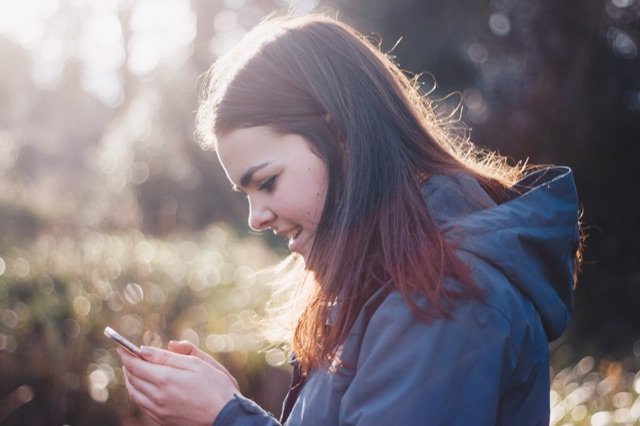 How parental call monitoring helps keep kids safer